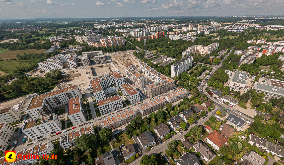 07.06.2023 - Aktuelle Luftbilder aus dem Alexisquartier und Pandion Verde in Neuperlach in München
